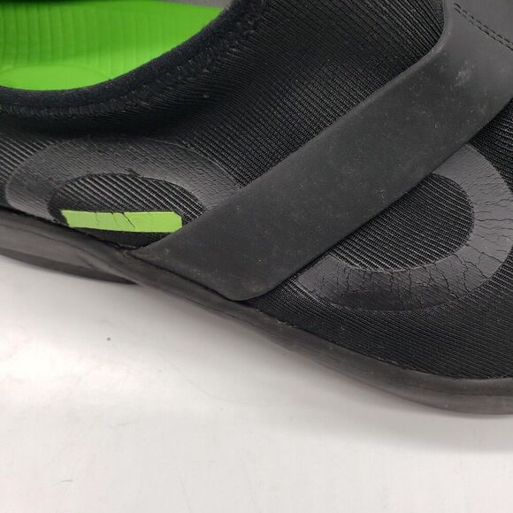 Oofos OOmg Low Shoes Mens Size 10 Black Green Recovery Slip On Comfort Walking - Picture 2 of 13